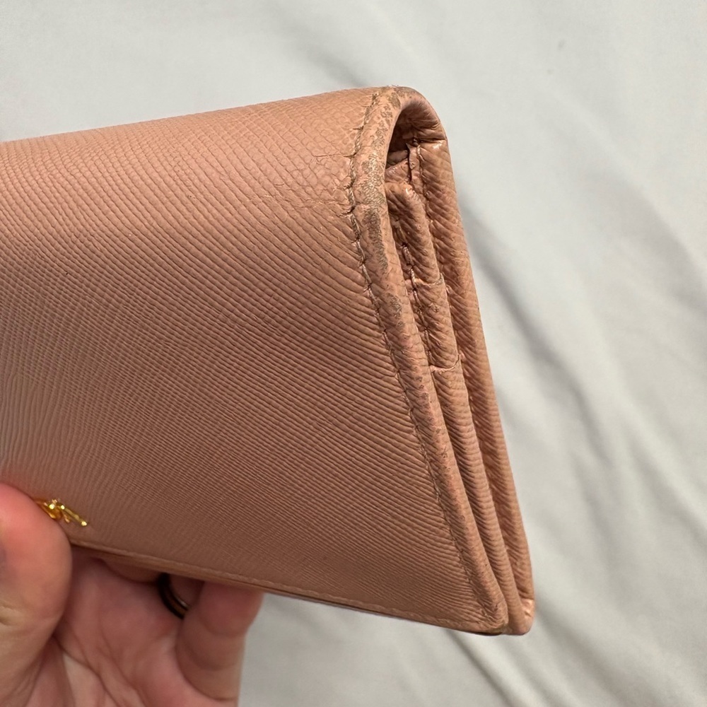 PRADA Pink Wallet 🪪 - Picture 2 of 12